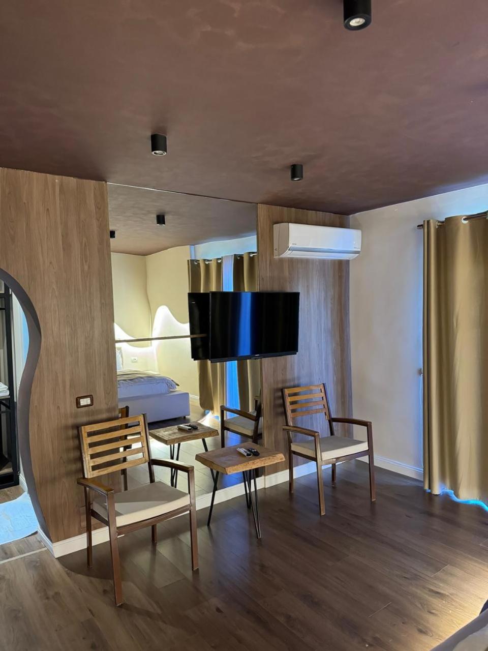 Vila Ndrio Tushemisht Exteriör bild